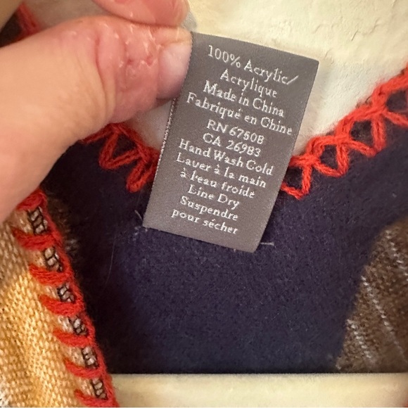 Vince Camuto Cape Shaw buckle Stitchwd Navy Taupe Warm Fall Blanket Top - Picture 4 of 7